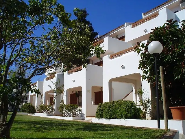 Apartamentos Cristina Villas-1